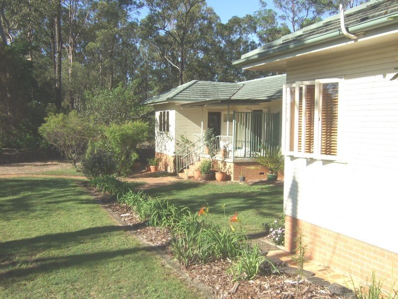 232 Bielby Road, Kenmore Hills QLD 4069