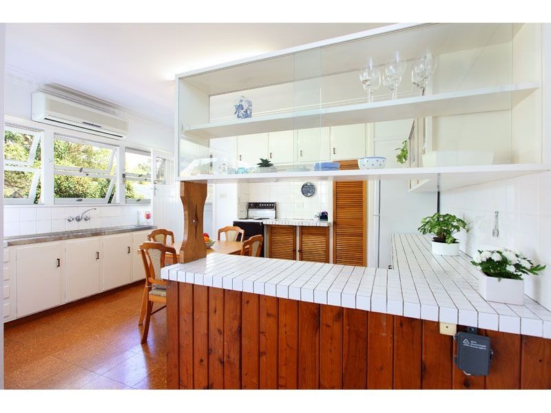 15 Edson Street, Kenmore QLD 4069