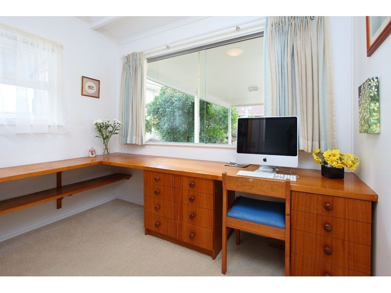 15 Edson Street, Kenmore QLD 4069