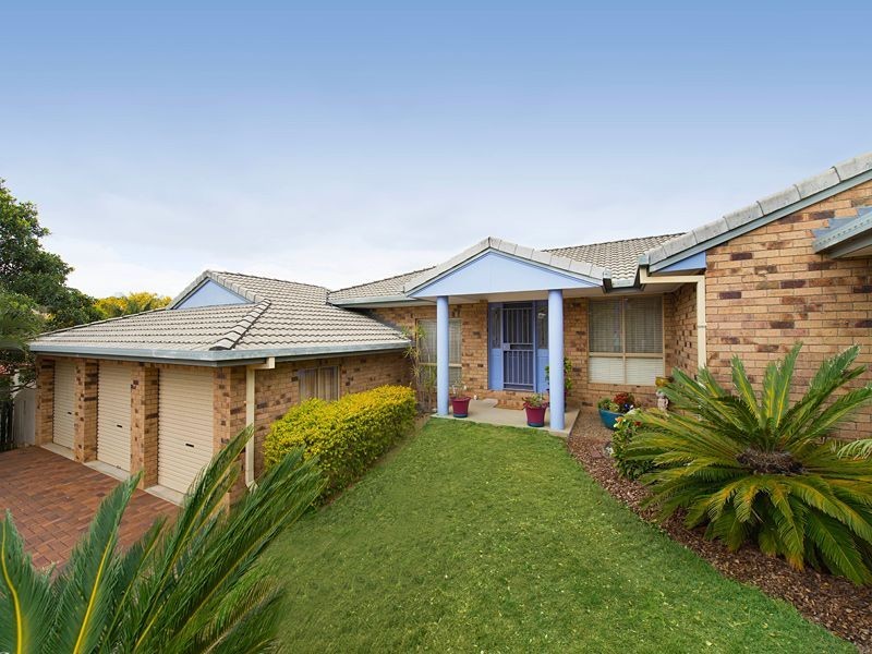 21 Dillingen Street, Chapel Hill QLD 4069