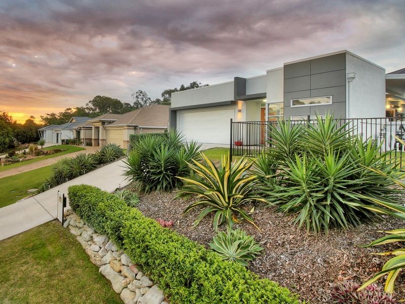 12 Eucalypt Place, Anstead QLD 4070