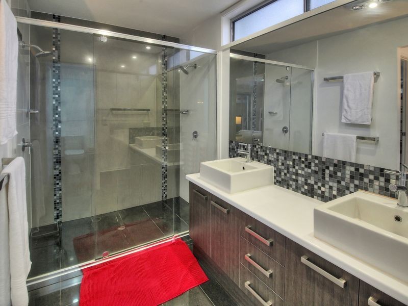 12 Eucalypt Place, Anstead QLD 4070