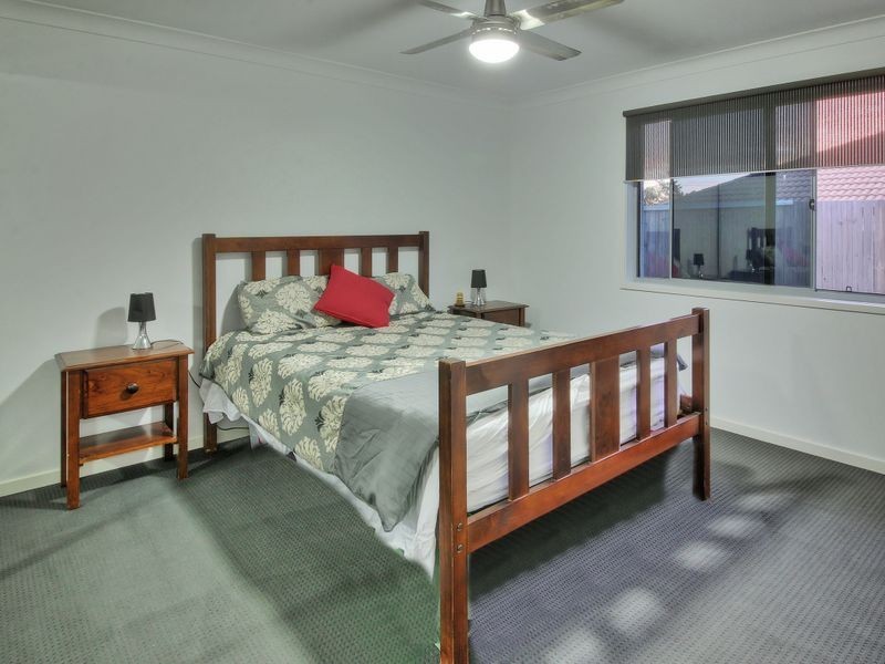 12 Eucalypt Place, Anstead QLD 4070