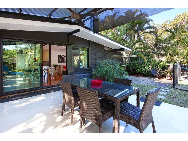 14 Kimba Street, Chapel Hill QLD 4069