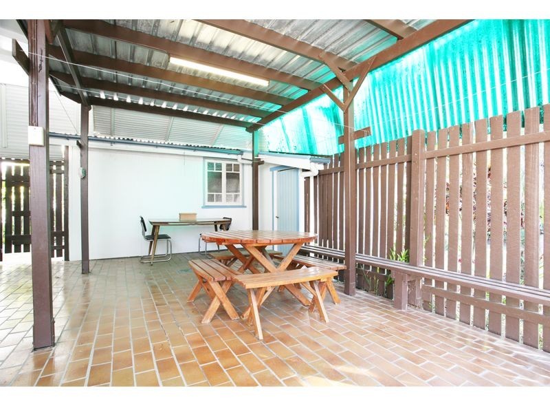 41 Fawkner Street, Chapel Hill QLD 4069