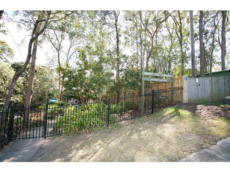 41 Fawkner Street, Chapel Hill QLD 4069