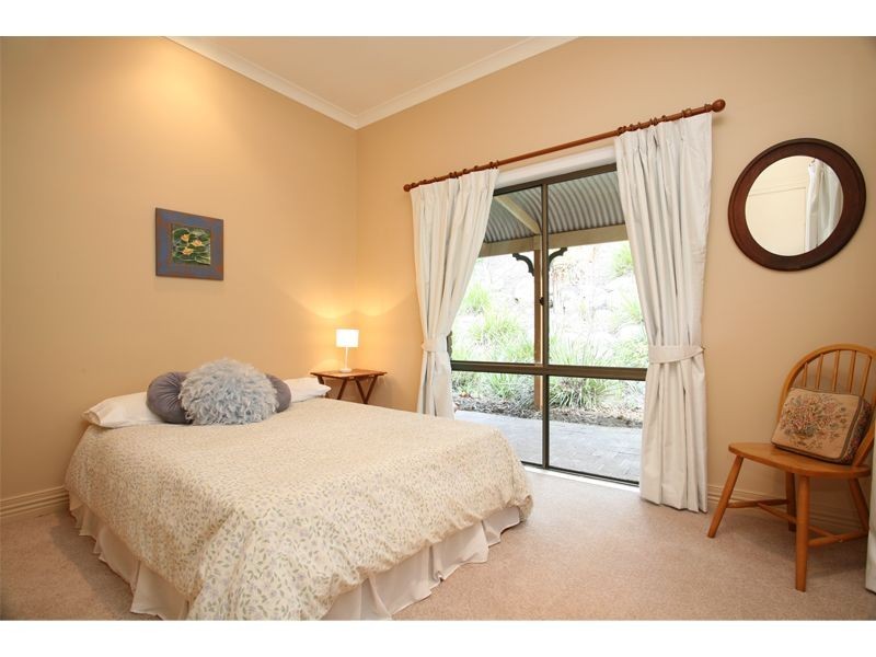 165 Huntingdale Street, Pullenvale QLD 4069