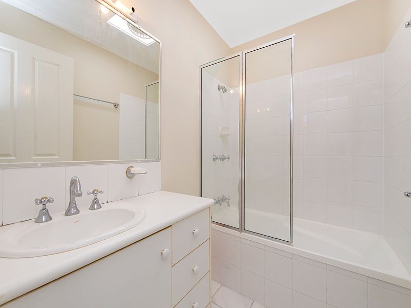 40/19 Merlin Terrace, Kenmore QLD 4069