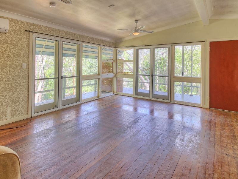 16 Kookaburra Street, Kenmore Hills QLD 4069