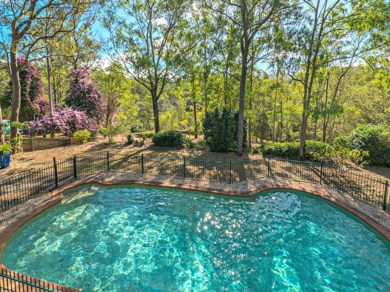 25 Moledina Crescent, Mount Crosby QLD 4306