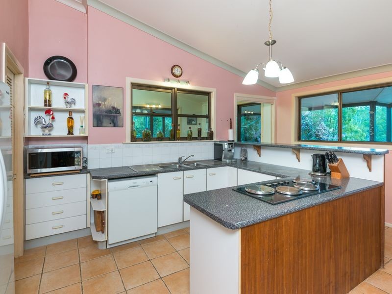 25 Moledina Crescent, Mount Crosby QLD 4306