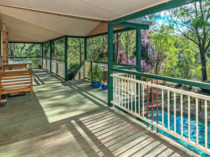 25 Moledina Crescent, Mount Crosby QLD 4306