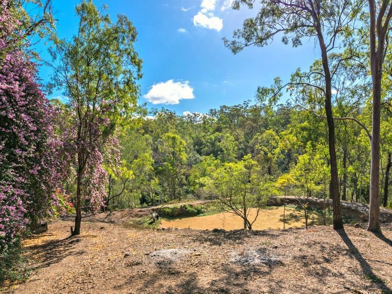 25 Moledina Crescent, Mount Crosby QLD 4306