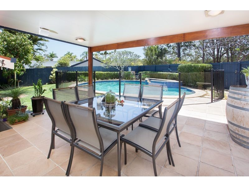 51 Matingara Street, Chapel Hill QLD 4069