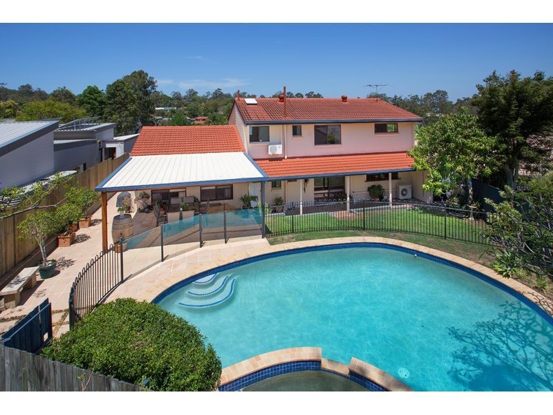 51 Matingara Street, Chapel Hill QLD 4069