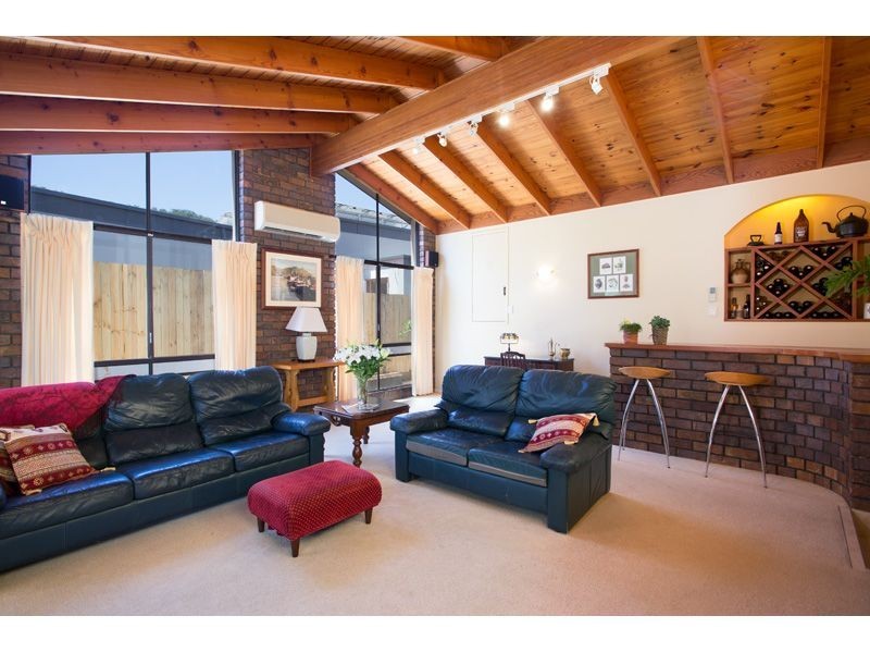 51 Matingara Street, Chapel Hill QLD 4069