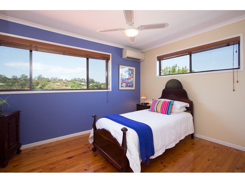 51 Matingara Street, Chapel Hill QLD 4069