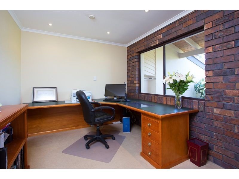 51 Matingara Street, Chapel Hill QLD 4069