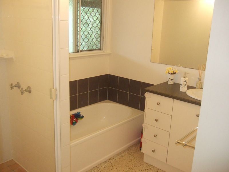 34 Princeton Street, Kenmore QLD 4069