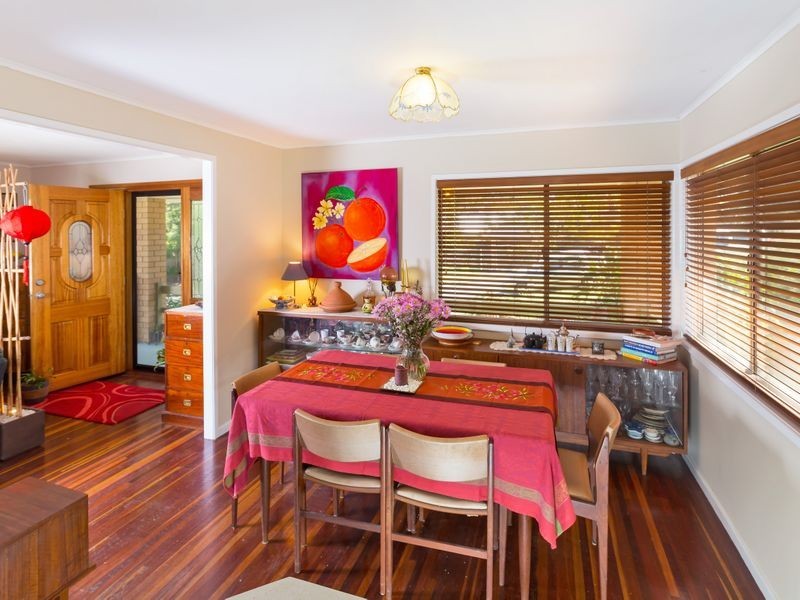 22 Halimah Street, Chapel Hill QLD 4069