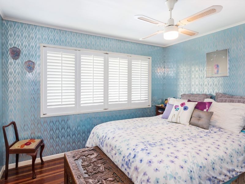 22 Halimah Street, Chapel Hill QLD 4069