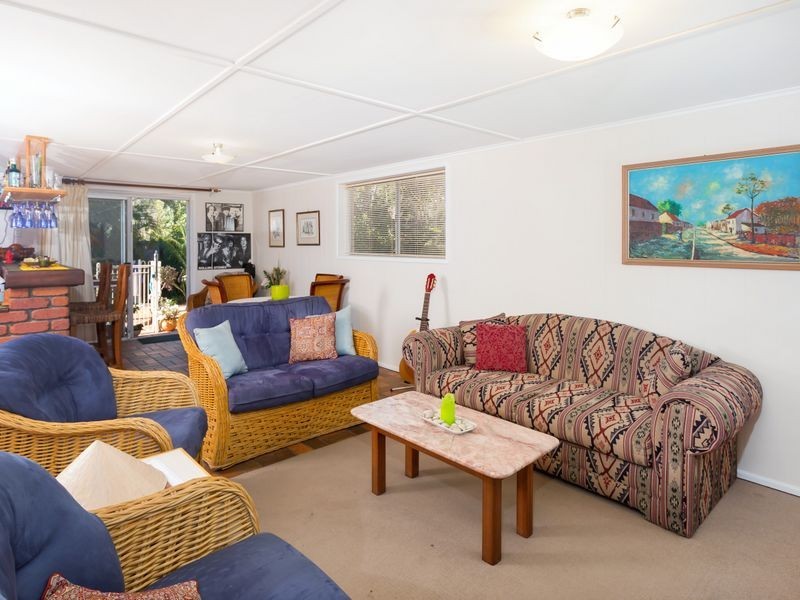 22 Halimah Street, Chapel Hill QLD 4069