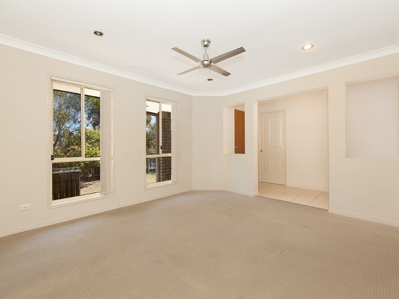 73 Lagoon Crescent, Bellbowrie QLD 4070