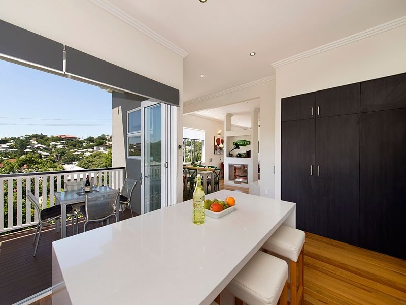 8 Hayward Street, Paddington QLD 4064