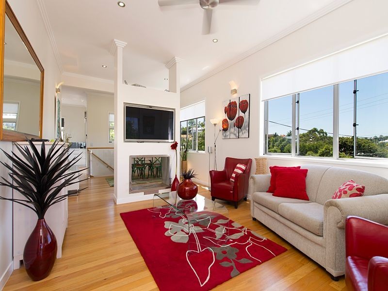 8 Hayward Street, Paddington QLD 4064