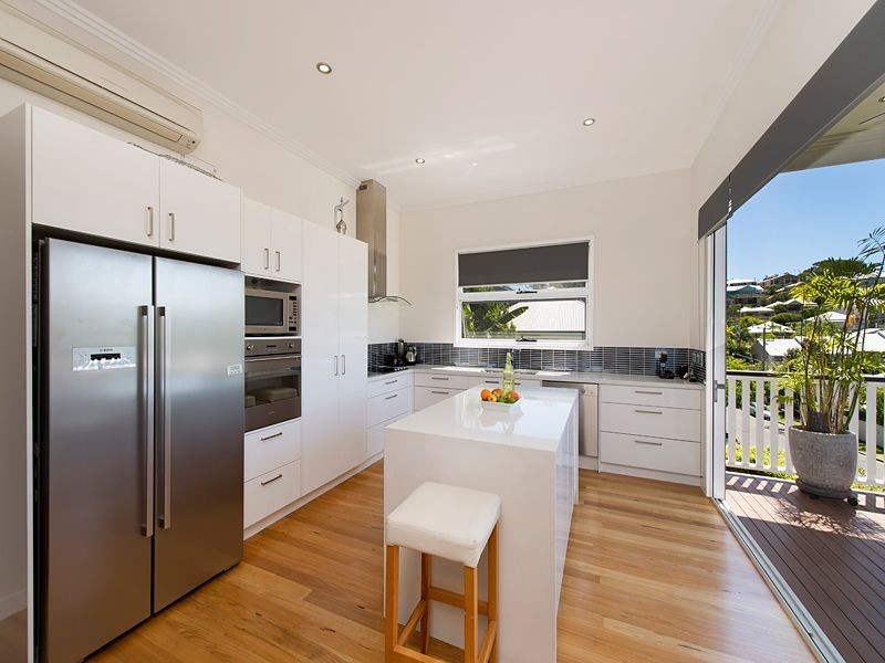 8 Hayward Street, Paddington QLD 4064