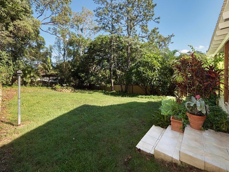 14 Halimah Street, Chapel Hill QLD 4069