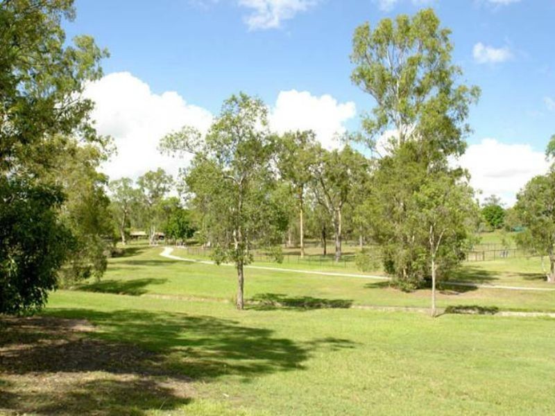36 Lagoon Crescent, Bellbowrie QLD 4070