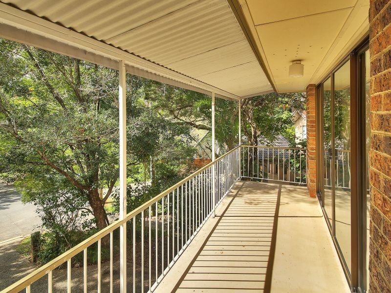 9 Kim Street, Chapel Hill QLD 4069