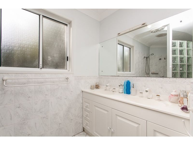 71 Church Road, Bellbowrie QLD 4070