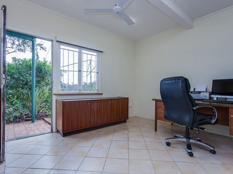 31 Rothesay Street, Kenmore QLD 4069