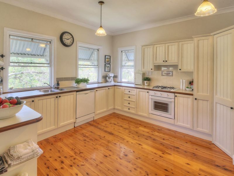 79 Woodward Place, Pullenvale QLD 4069