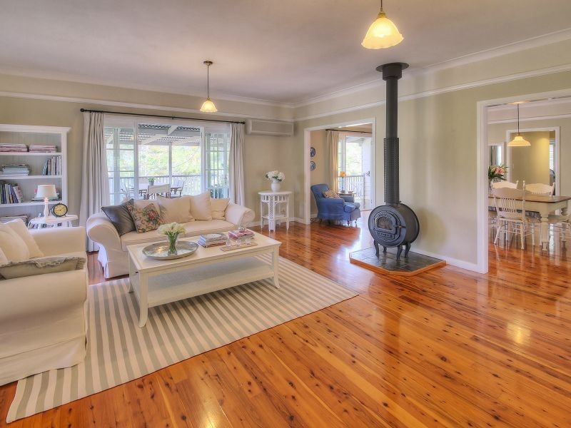 79 Woodward Place, Pullenvale QLD 4069