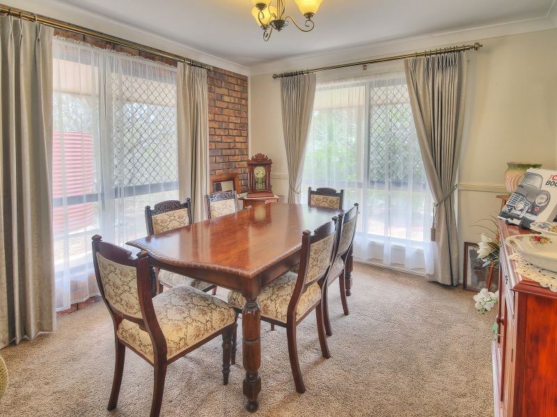 22 Acacia Court, Mount Crosby QLD 4306