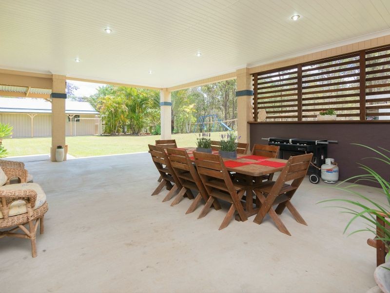 18 Castlereagh Place, Anstead QLD 4070