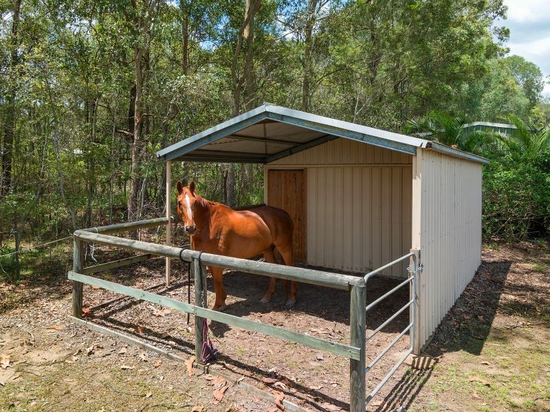 18 Castlereagh Place, Anstead QLD 4070