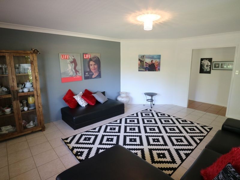 57 Tangmere Street, Chapel Hill QLD 4069