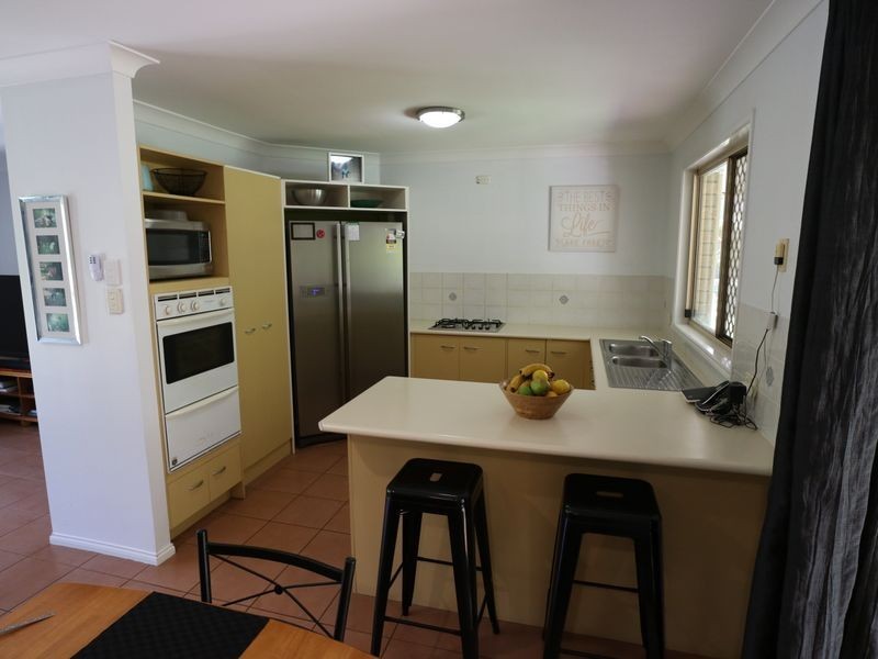 57 Tangmere Street, Chapel Hill QLD 4069