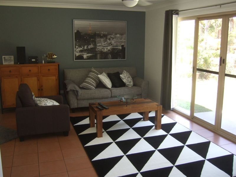 57 Tangmere Street, Chapel Hill QLD 4069