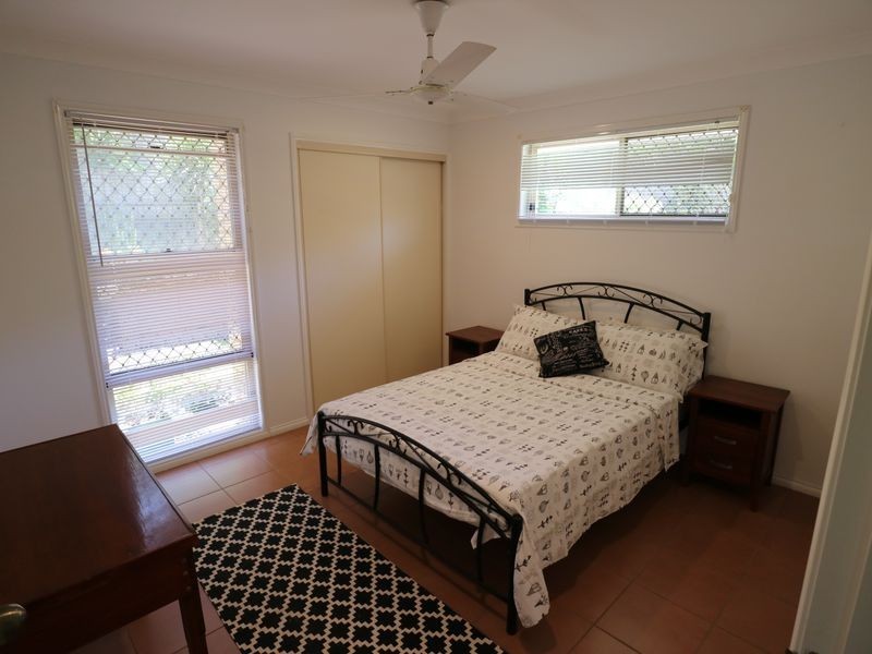 57 Tangmere Street, Chapel Hill QLD 4069