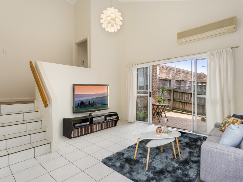 22/60 Gubberley Street, Kenmore QLD 4069