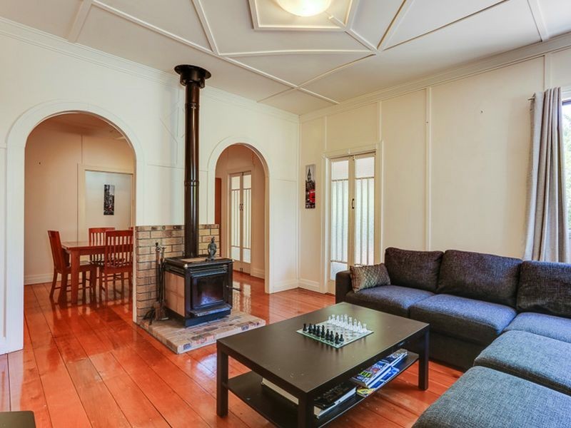 44a Pinkwood Street, Bellbowrie QLD 4070