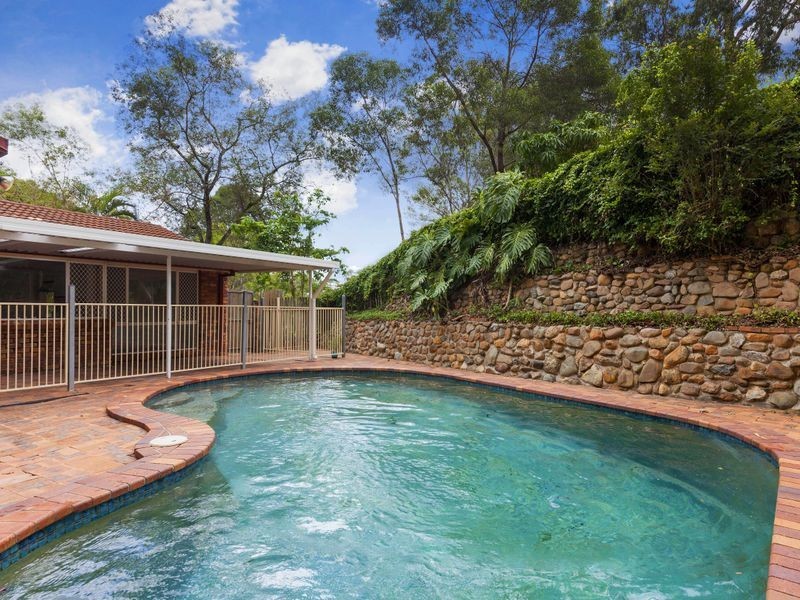 39 Gabwina Street, Fig Tree Pocket QLD 4069
