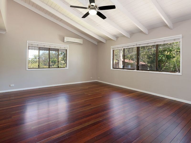 23 Neptune Street, Chapel Hill QLD 4069