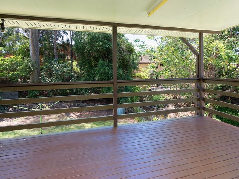 23 Neptune Street, Chapel Hill QLD 4069