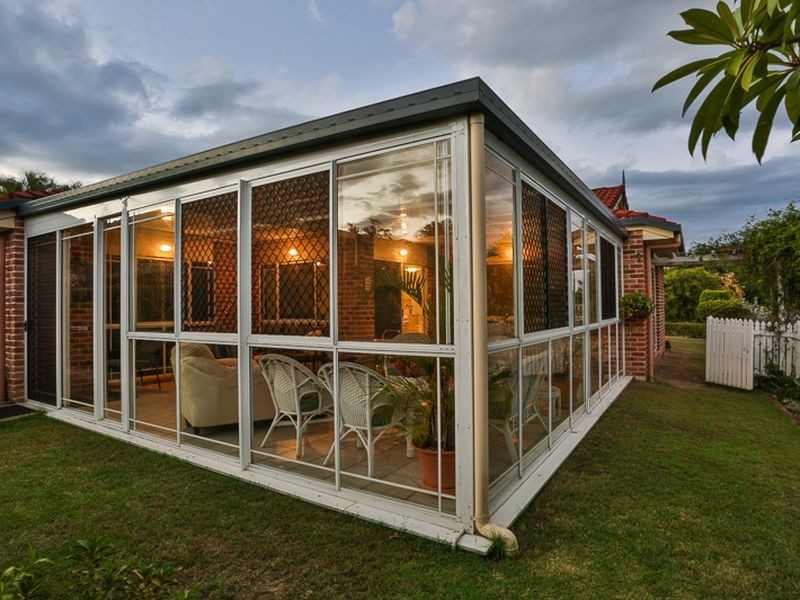 4 Sandlewood Close, Moggill QLD 4070